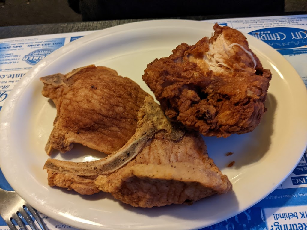 Moxies supper club | restaurant | 607 Church Ave, Casco, WI 54205, USA | 9208377552 OR +1 920-837-7552