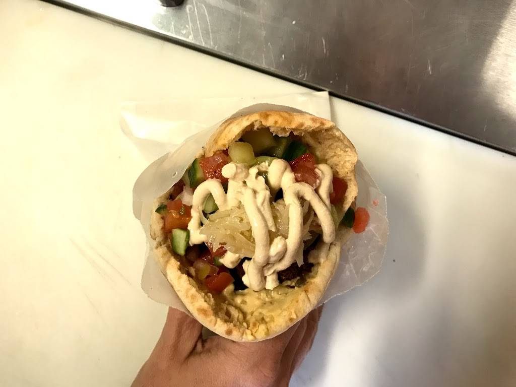 Around The Table Catering | restaurant | 702 N 22nd St, Allentown, PA 18104, USA | 5709543028 OR +1 570-954-3028