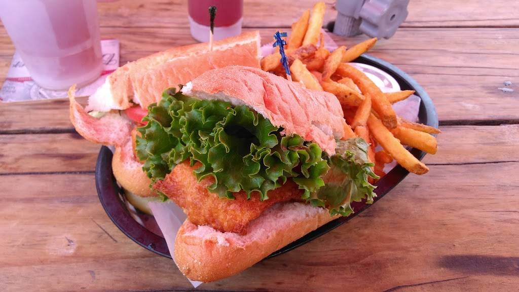 Finns Beachside Pub | restaurant | 101 N Ocean Shore Blvd, Flagler Beach, FL 32136, USA | 3864397755 OR +1 386-439-7755