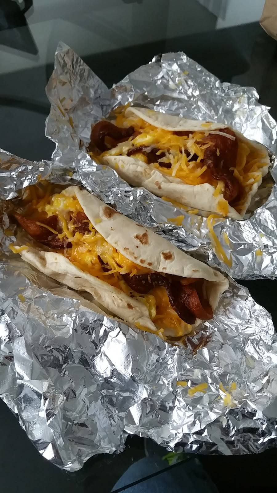 The Taco Stop | restaurant | 310 US-290, Elgin, TX 78621, USA | 5127864093 OR +1 512-786-4093