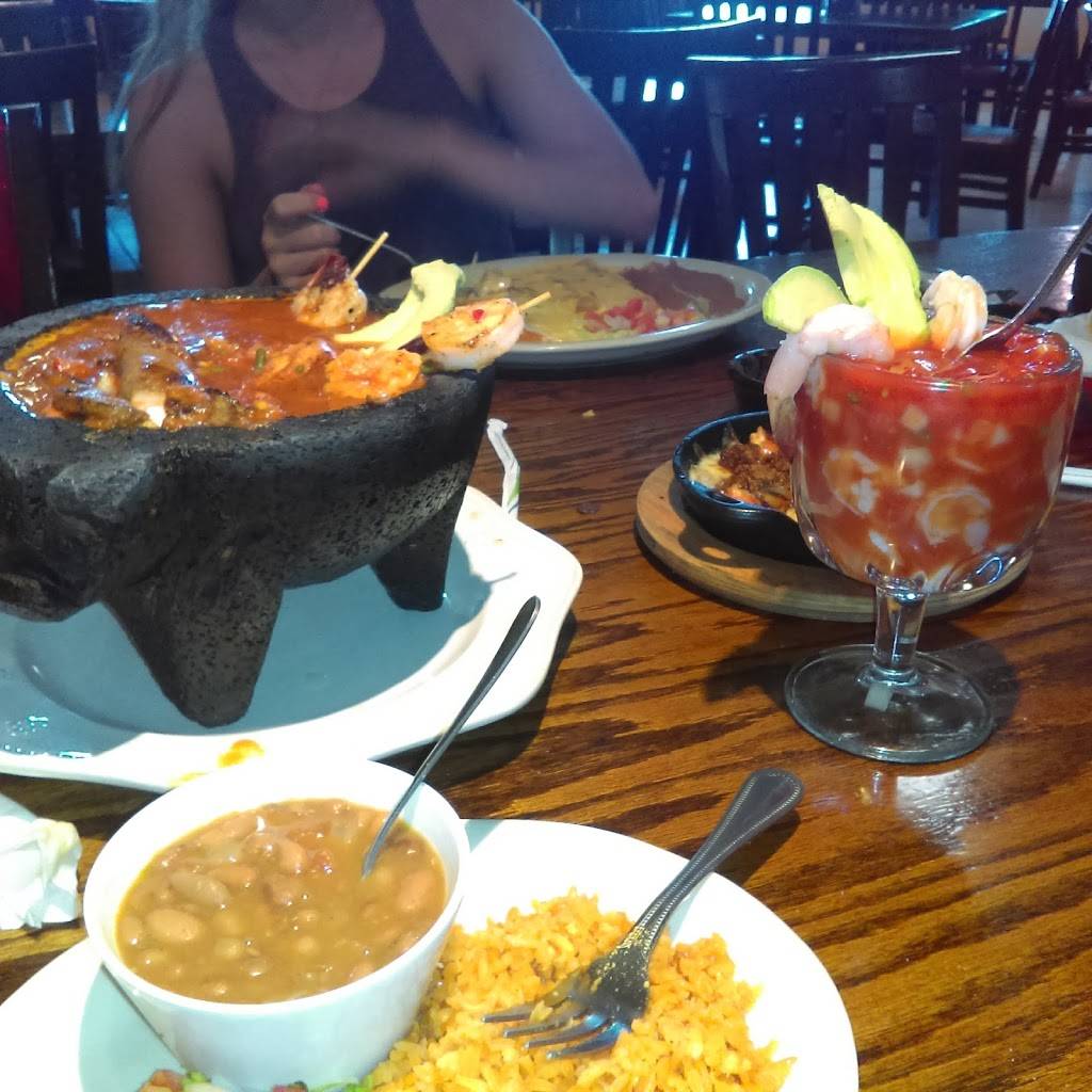 Los Lazos | restaurant | 6316 Stewart Rd, Galveston, TX 77551, USA | 4094435309 OR +1 409-443-5309