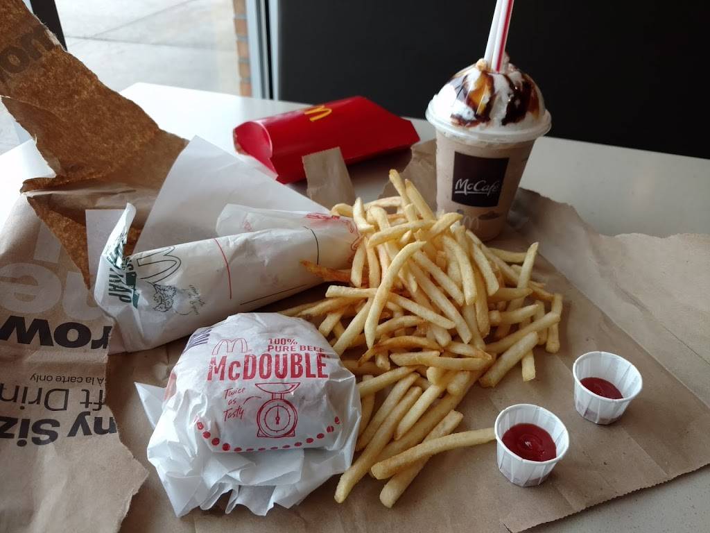 McDonalds | cafe | 365 Rockaway Turnpike, Lawrence, NY 11559, USA | 5163714990 OR +1 516-371-4990