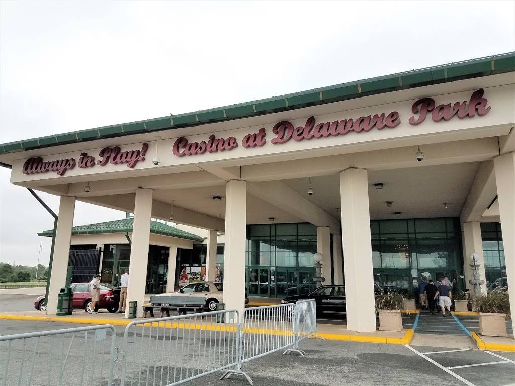 Delcap Grill | restaurant | 777 Delaware Park Blvd, Wilmington, DE 19808, USA | 3029942521 OR +1 302-994-2521