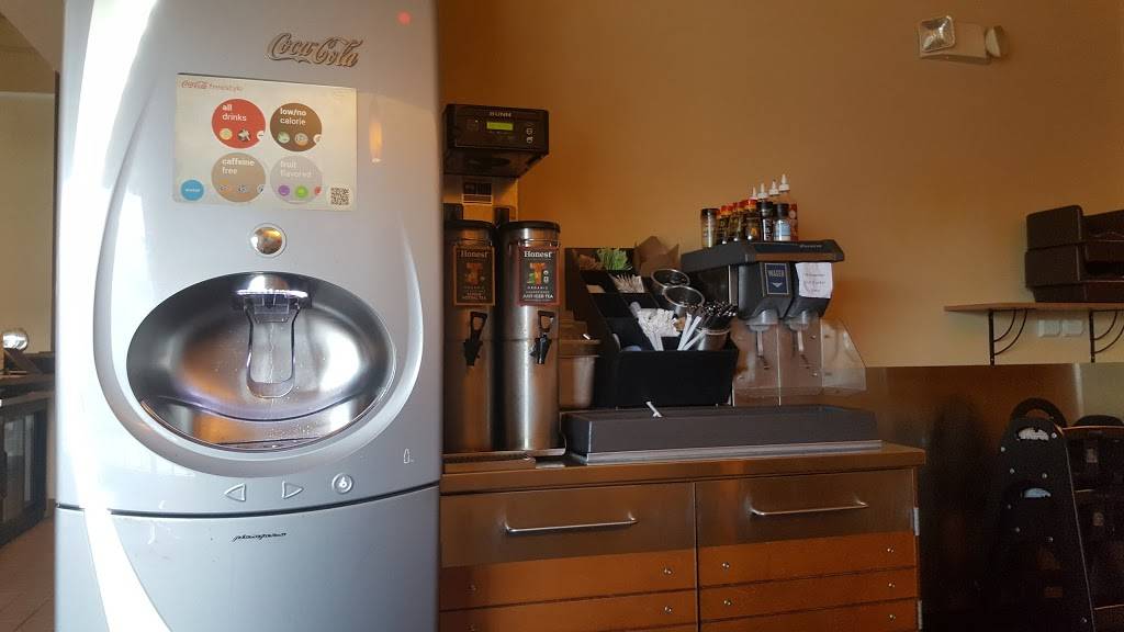 Noodles and Company | restaurant | 62 West Bulldog Blvd, Provo, UT 84604, USA | 8013739670 OR +1 801-373-9670