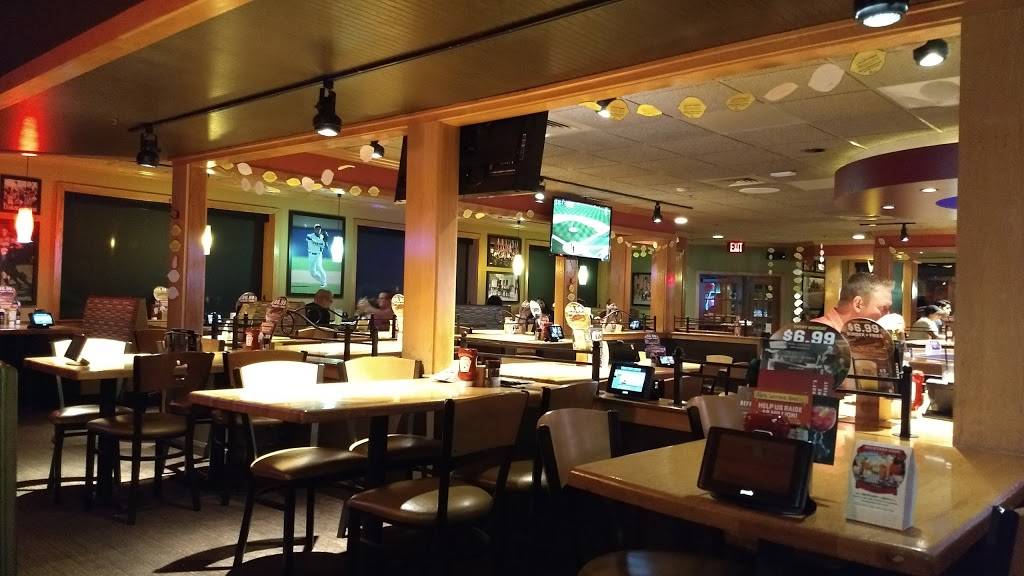 Applebees Grill + Bar | restaurant | 125 S Randall Rd, Elgin, IL 60123, USA | 8476974897 OR +1 847-697-4897