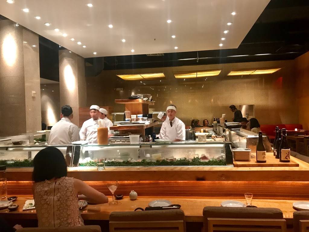 Ozumo | restaurant | 161 Steuart St, San Francisco, CA 94105, USA | 4158821333 OR +1 415-882-1333