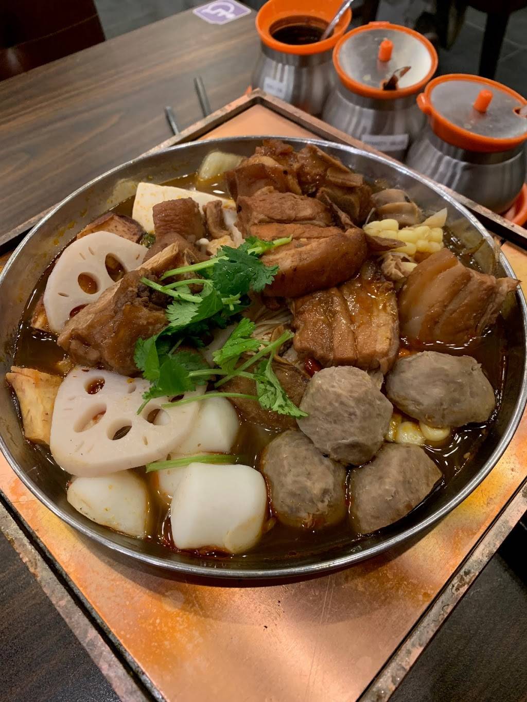 Dynasty Pot | restaurant | 1371 E 14th St Unit D, San Leandro, CA 94577, USA | 5108958066 OR +1 510-895-8066