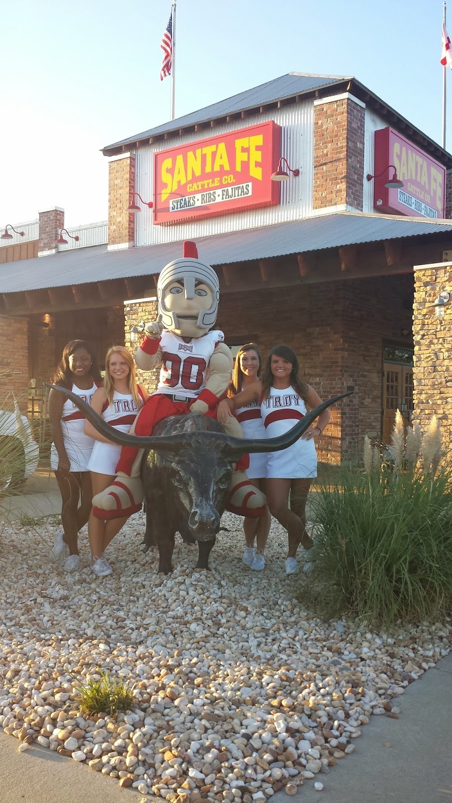 Santa Fe Cattle Co | restaurant | 1270 US-231, Troy, AL 36081, USA | 3348078484 OR +1 334-807-8484