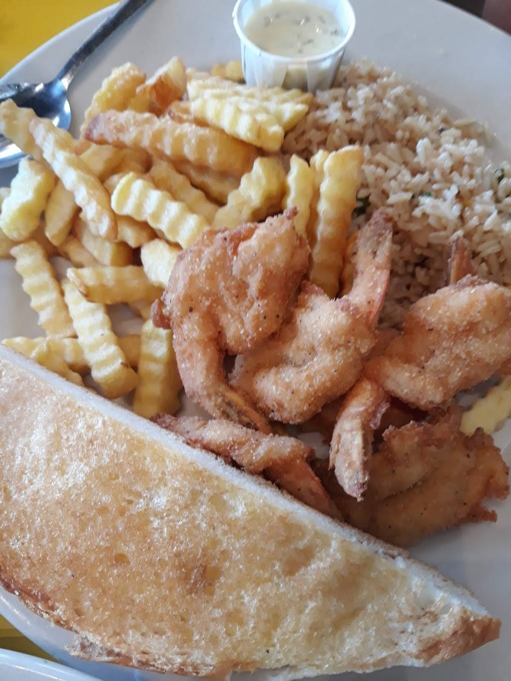 Ostioneria Michoacan | restaurant | 5819 Gulf Fwy, Houston, TX 77023, USA | 7139211800 OR +1 713-921-1800