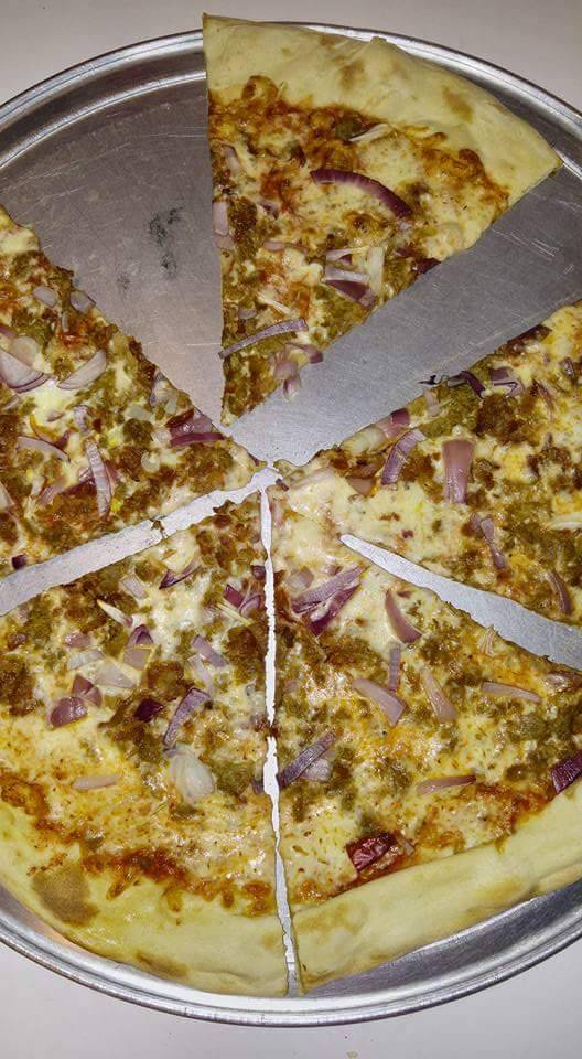 Hot Tomatoes | restaurant | 717 S Broadway, Baltimore, MD 21231, USA | 4105634453 OR +1 410-563-4453