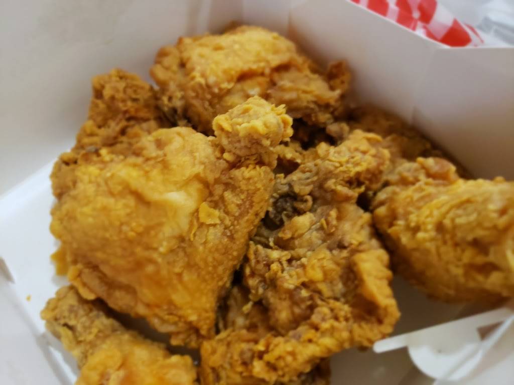 Churchs Chicken | restaurant | 8995 Grissom Rd, San Antonio, TX 78251, USA | 2106806207 OR +1 210-680-6207