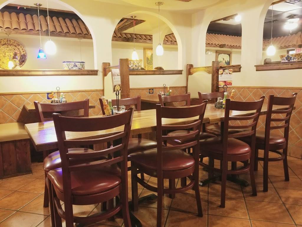 La Fonda Mexican Restaurant | restaurant | 2310 Troy Rd, Edwardsville, IL 62025, USA | 6186550399 OR +1 618-655-0399