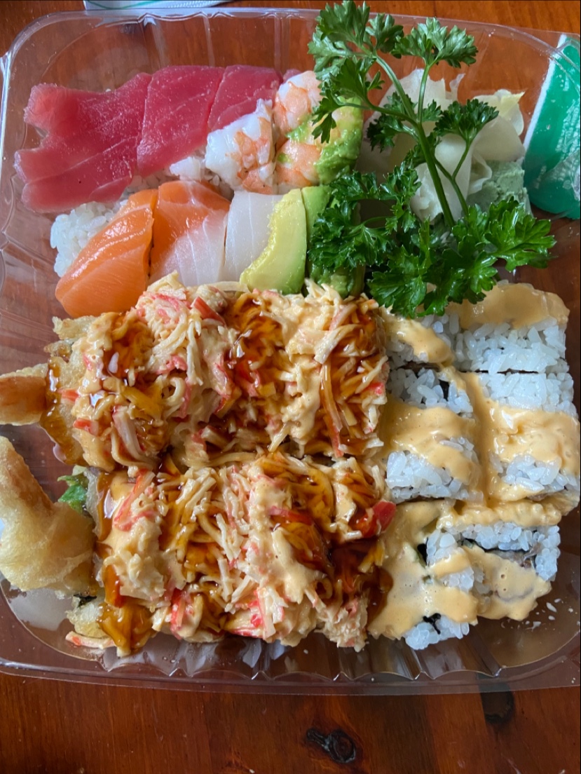 Love Sushi | restaurant | 16881 E 14 Mile Rd, Fraser, MI 48026, USA | 5868597664 OR +1 586-859-7664