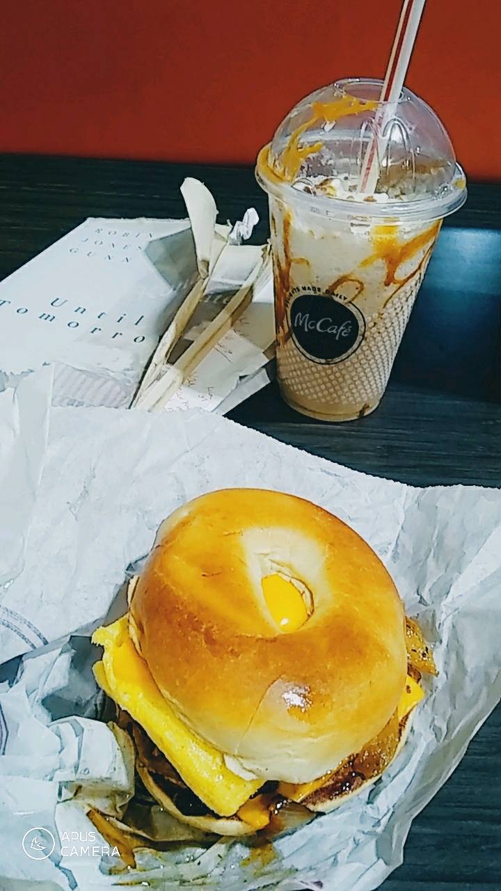 McDonalds | cafe | 830 S Orange Blossom Trail, Orlando, FL 32805, USA | 4076481846 OR +1 407-648-1846