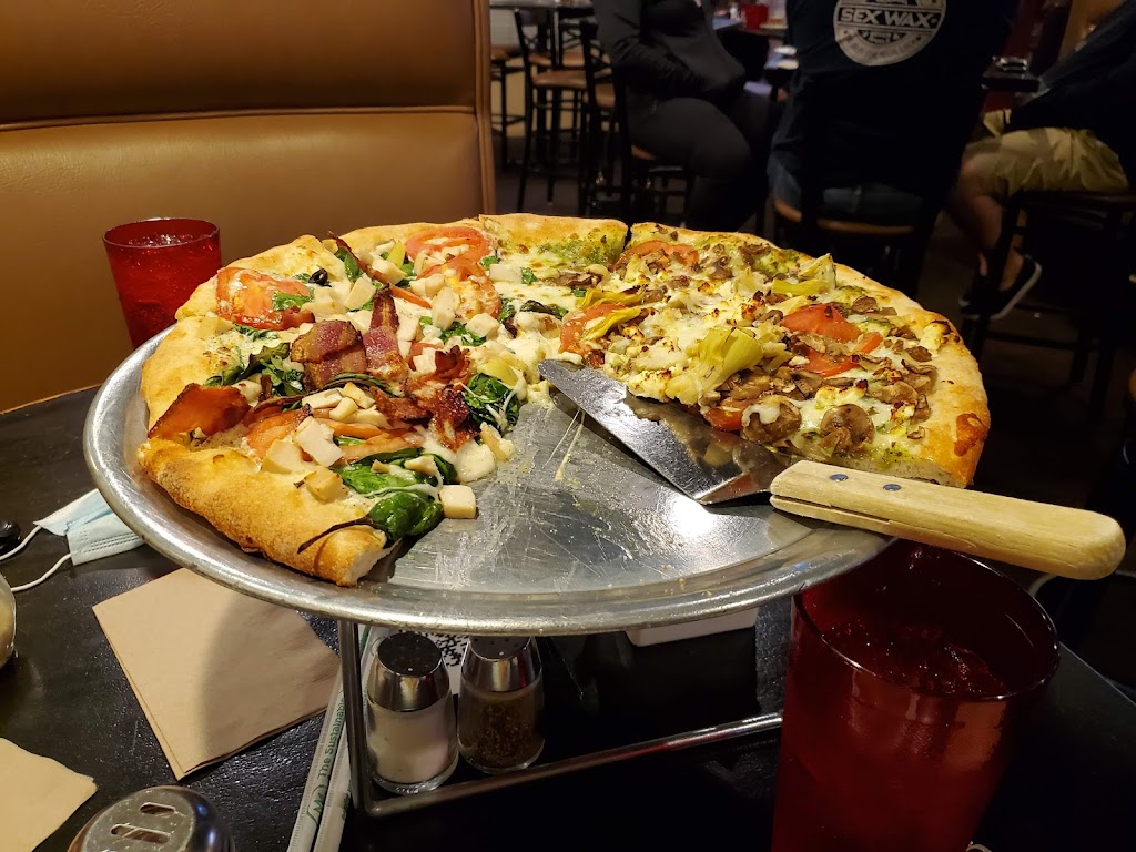 Giovannis Pizzeria | restaurant | 437 Old Mammoth Rd, Mammoth Lakes, CA 93546, USA | 7609347563 OR +1 760-934-7563