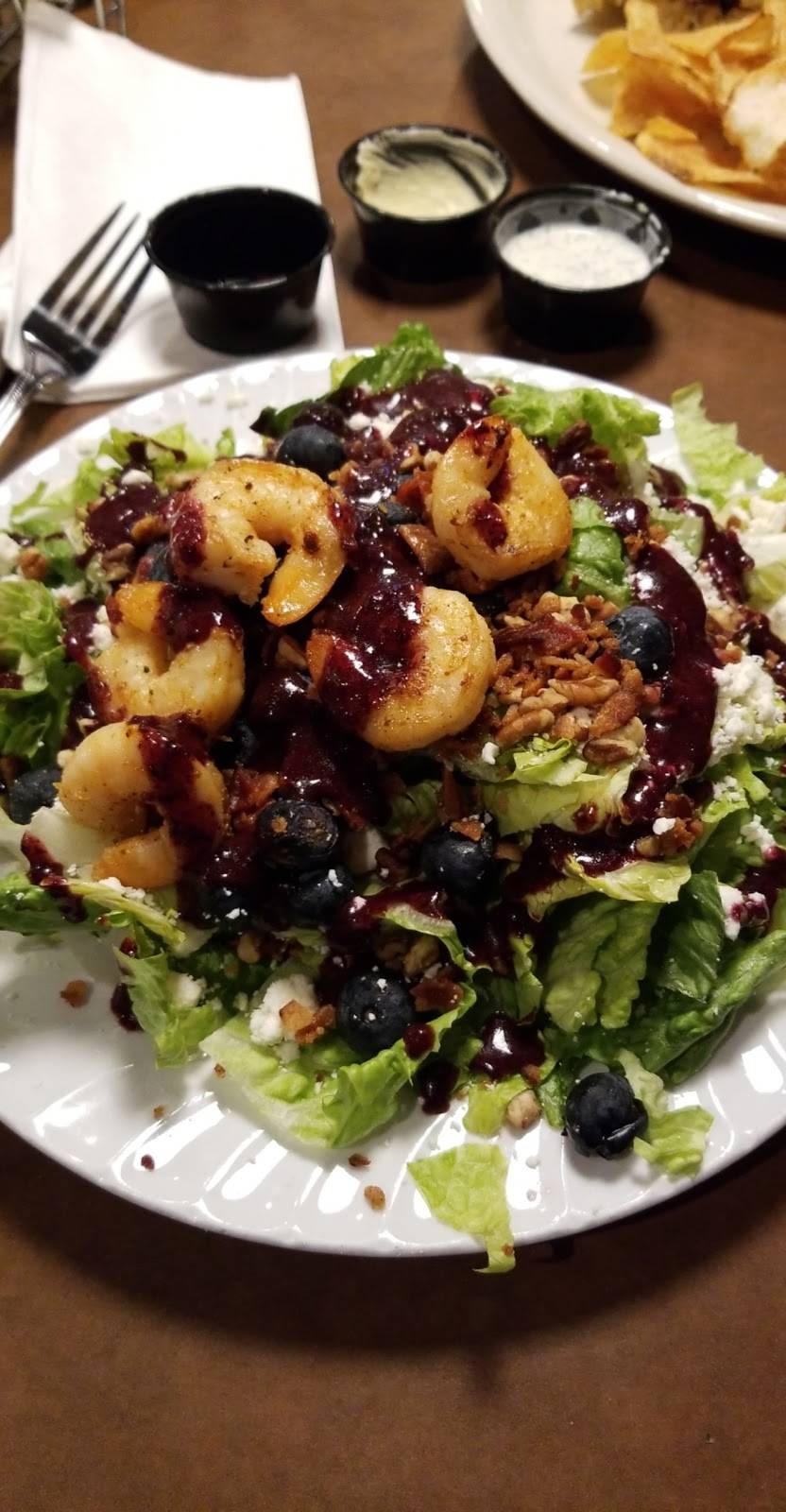 Quimbys Food & Spirits | restaurant | 3536 W Sterns Rd, Lambertville, MI 48144, USA | 7348544444 OR +1 734-854-4444