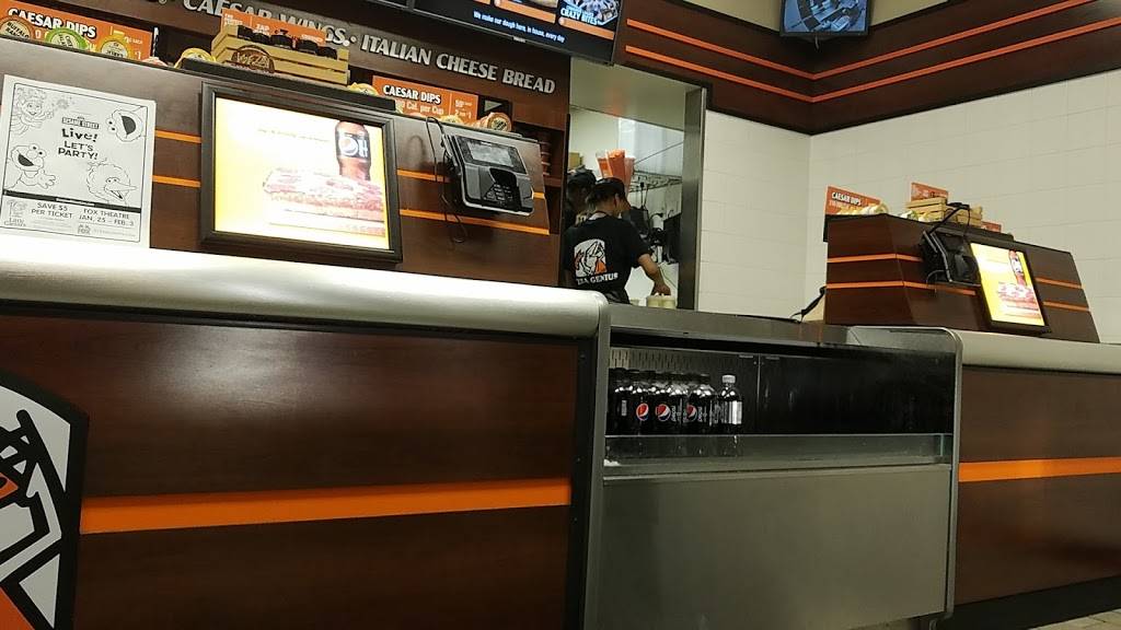 Little Caesars Pizza | meal takeaway | 27217 W Seven Mile Rd, Redford Charter Twp, MI 48240, USA | 3132552001 OR +1 313-255-2001