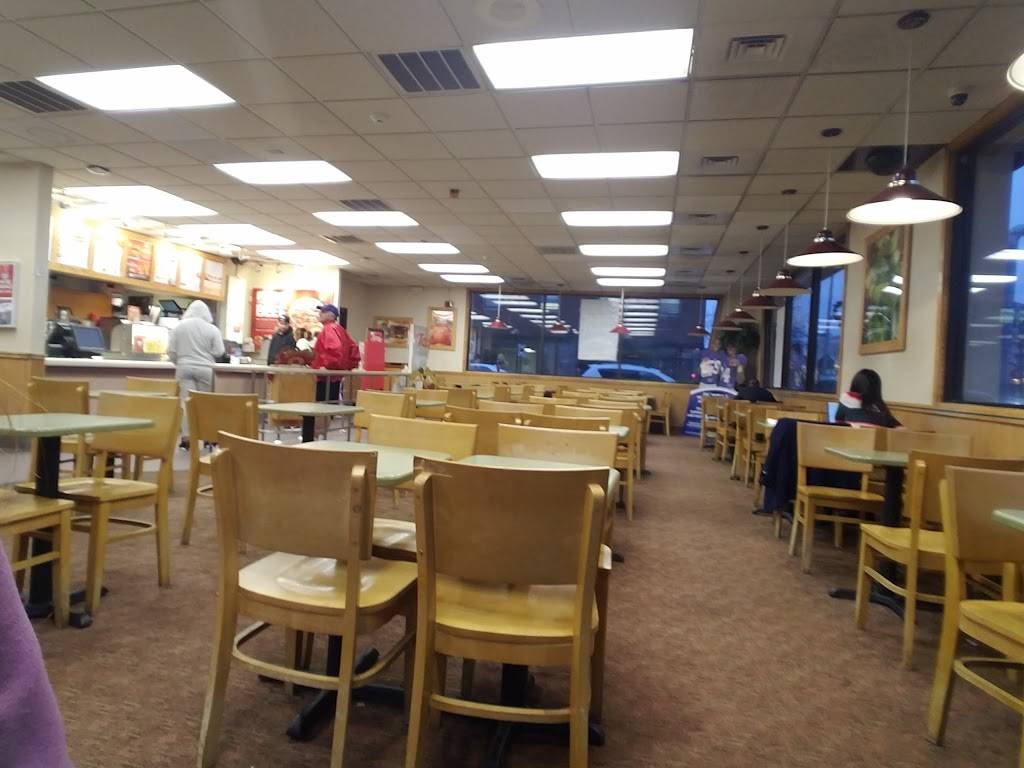 Wendys | restaurant | 191 Jericho Turnpike, Floral Park, NY 11001, USA | 5163521290 OR +1 516-352-1290