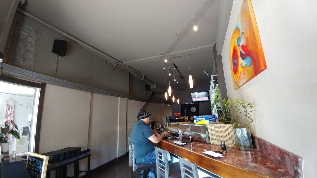 Naked Fish | restaurant | 2084 Chestnut St, San Francisco, CA 94123, USA | 4157711168 OR +1 415-771-1168