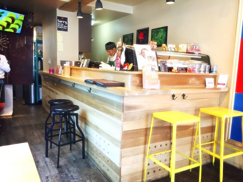 Oita Sushi | restaurant | 1317a 2nd Ave, New York, NY 10021, USA | 2125350002 OR +1 212-535-0002