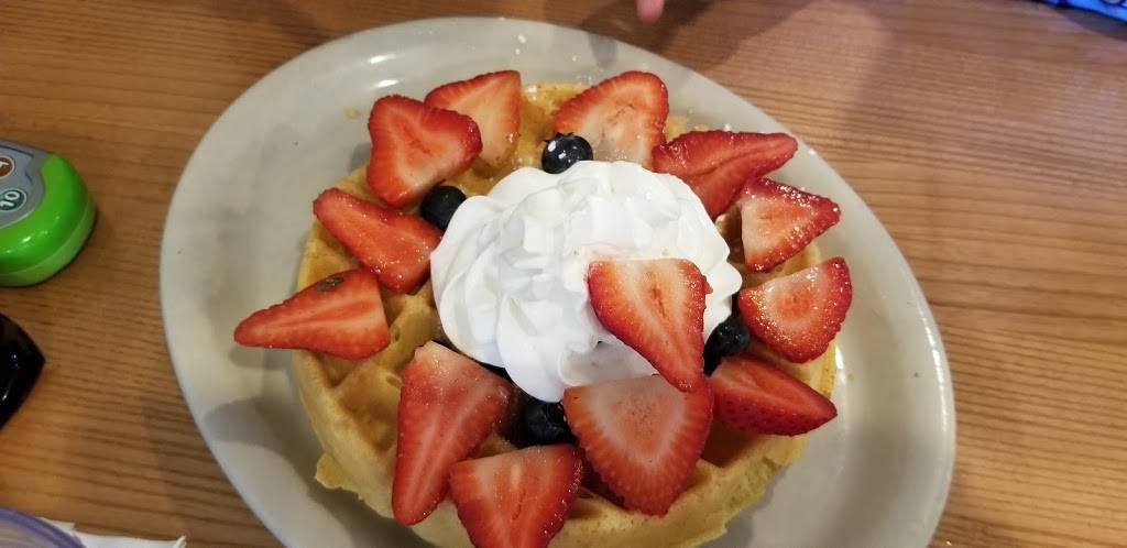 Maddies Bagel & Eatery LLC | meal takeaway | 240 N Broadway, Salem, NH 03079, USA | 6038940094 OR +1 603-894-0094