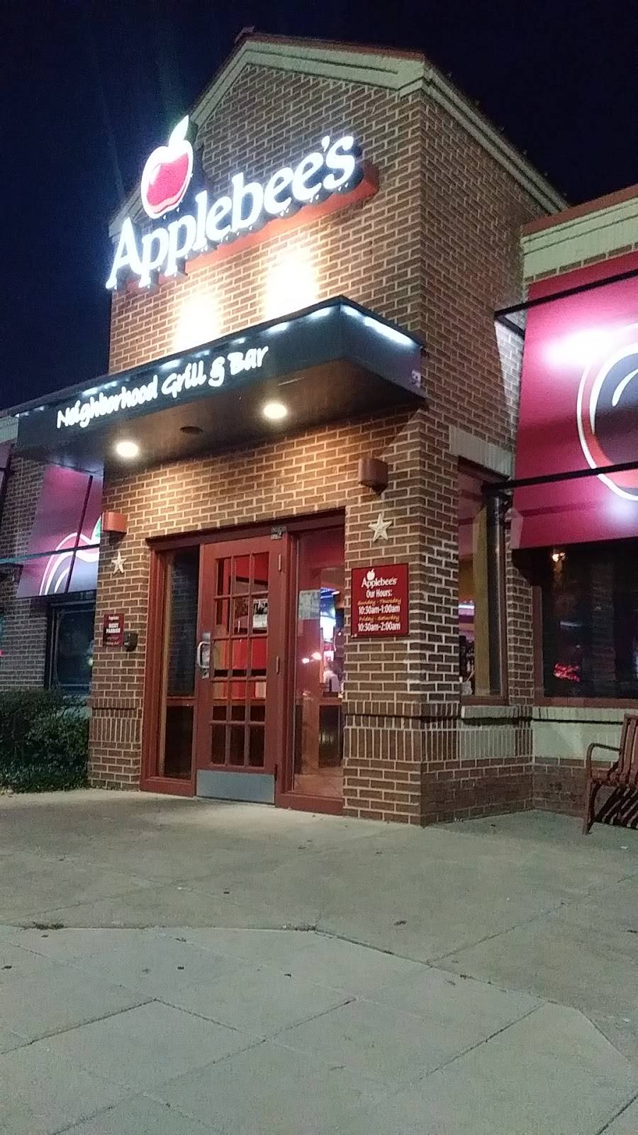 Applebees Grill + Bar | restaurant | 687 E, I-30, Rockwall, TX 75087, USA | 9727725227 OR +1 972-772-5227