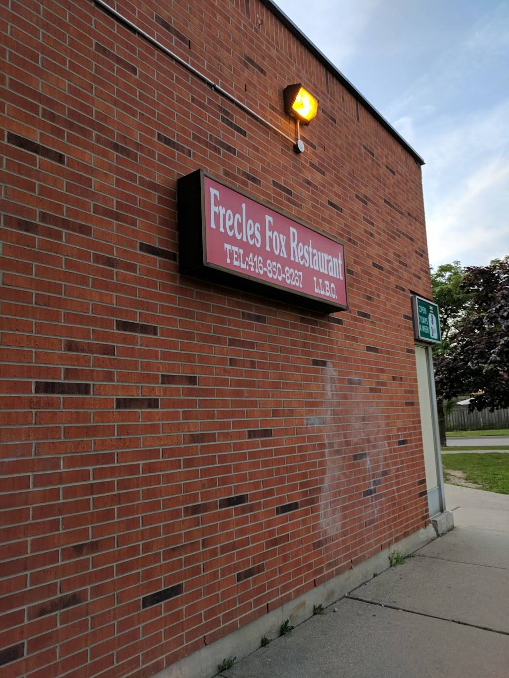 Frecles Fox Restaurant | restaurant | 100 Cavell Av, Etobicoke, ON M8V 3V6, Canada | 4168508267 OR +1 416-850-8267