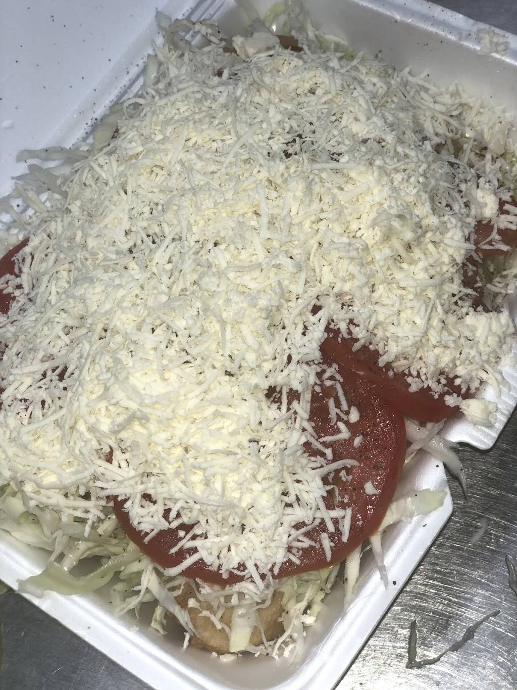 Marinas Bar Restaurant | restaurant | 1186 NW 103rd St, Miami, FL 33150, USA | 3057220707 OR +1 305-722-0707