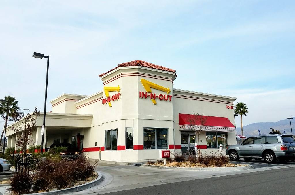 In-N-Out Burger | restaurant | 30121 Santa Margarita Pkwy, Rancho Santa Margarita, CA 92688, USA | 8007861000 OR +1 800-786-1000