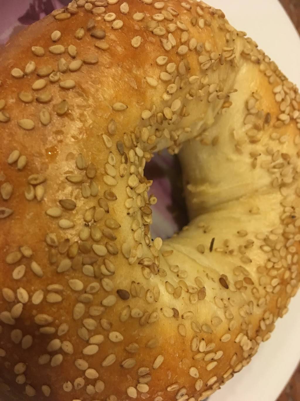 Declans Deli | restaurant | 330 Maple Ave, Westbury, NY 11590, USA | 5163018144 OR +1 516-301-8144