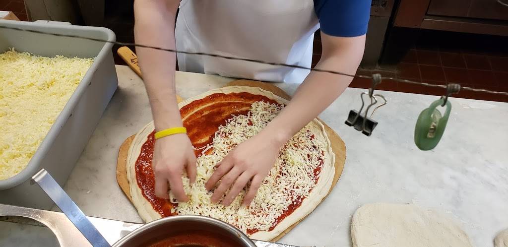 Luigis Pizza | restaurant | 275 NJ-10, Succasunna, NJ 07876, USA | 9735840181 OR +1 973-584-0181