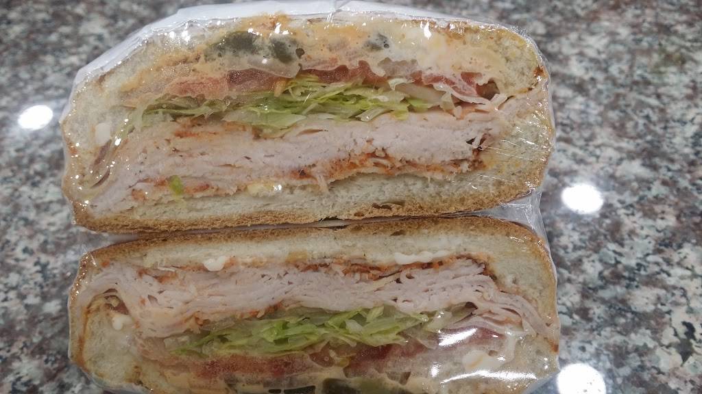 Quick stop deli & grill | restaurant | 115-01 Liberty Ave, South Richmond Hill, NY 11419, USA | 7188801843 OR +1 718-880-1843