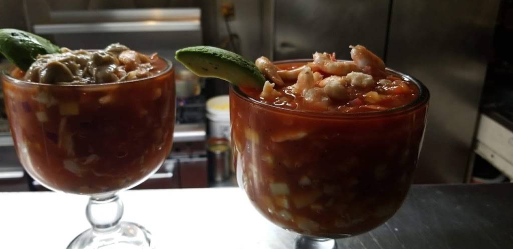 La Isla #2 Restaurant and Bar | restaurant | 723 Lake Ave N, Storm Lake, IA 50588, USA | 7122131050 OR +1 712-213-1050