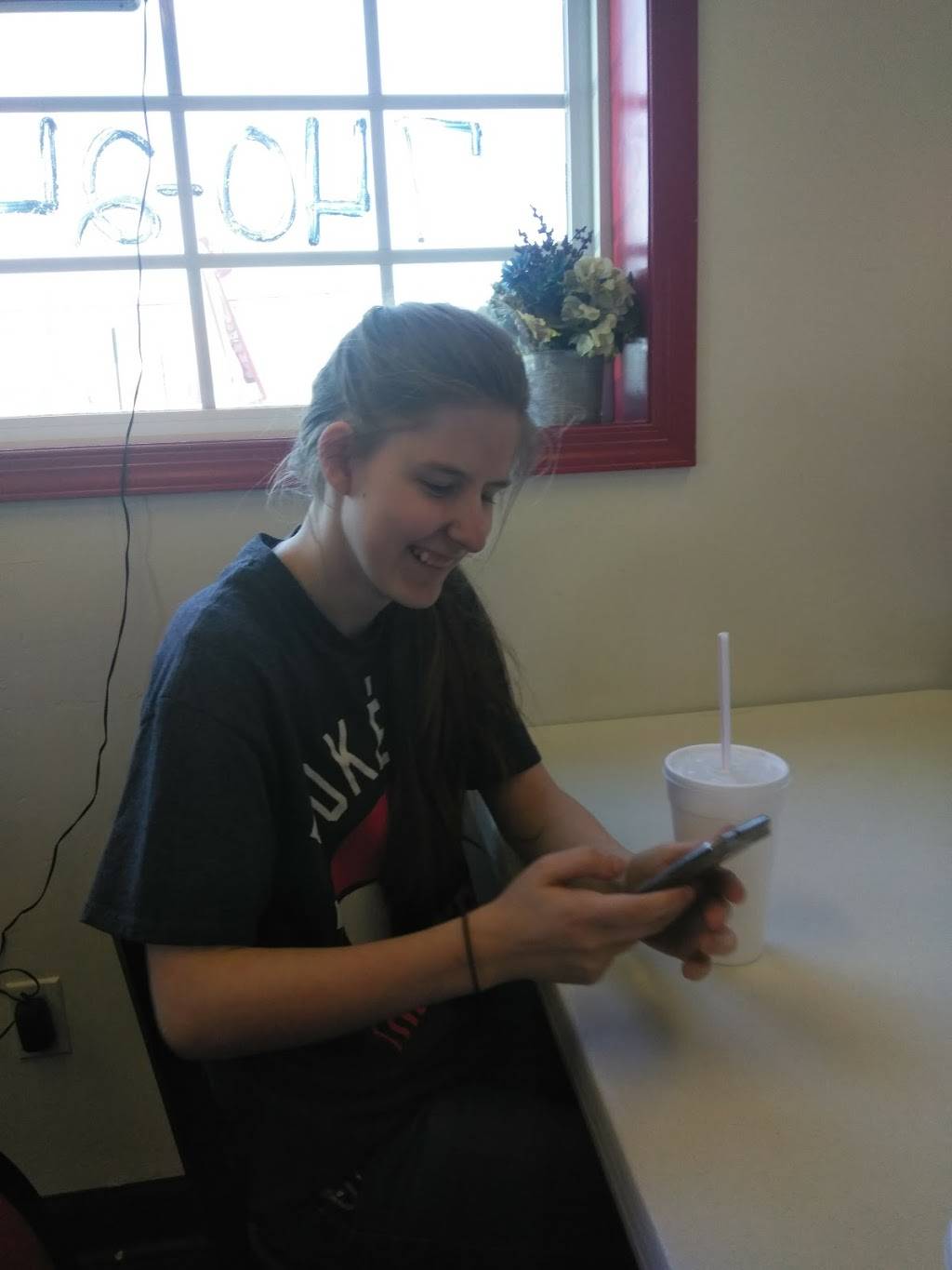 Falcons Nest | restaurant | 7477 Main St, Rushville, OH 43150, USA | 7402401046 OR +1 740-240-1046