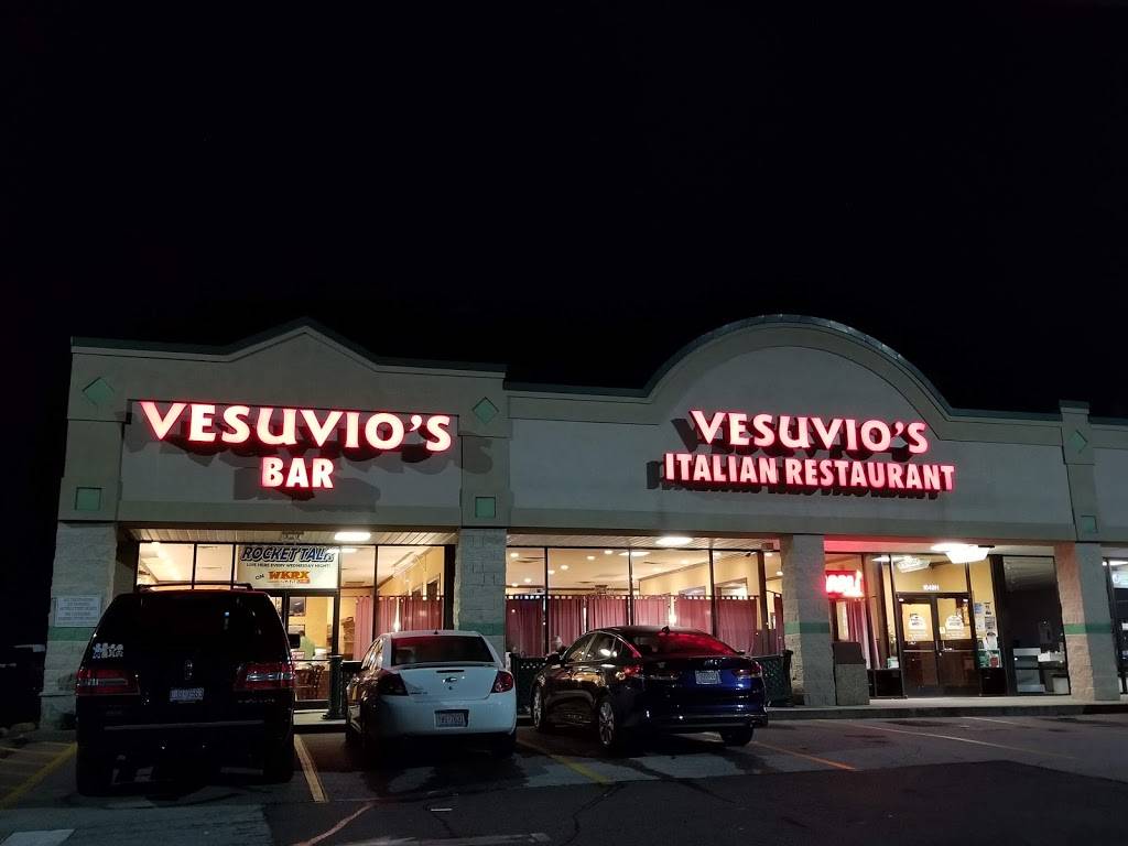 Vesuvios Italian Restaurant | restaurant | 1049 Durham Rd H, Roxboro, NC 27573, USA | 3363224300 OR +1 336-322-4300