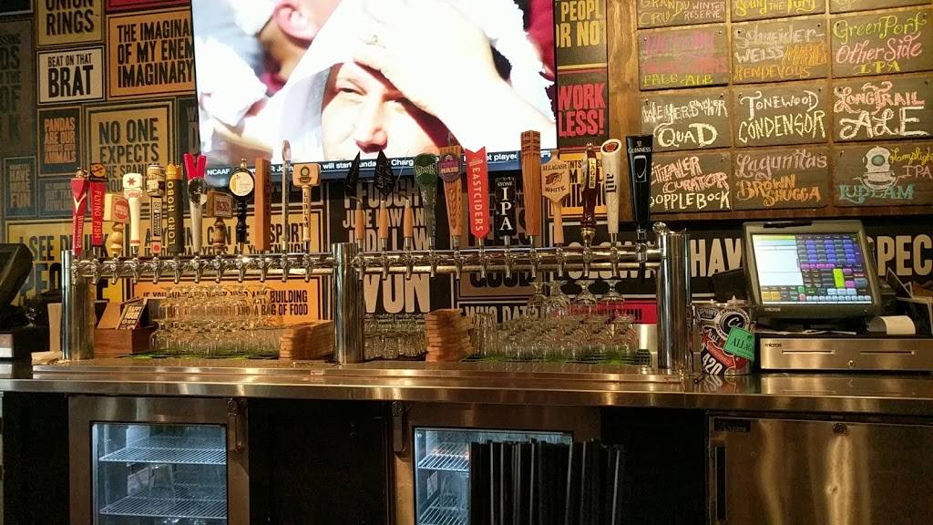 Brickwall Tavern & Dining Room | restaurant | 19 E Union St, Burlington, NJ 08016, USA | 6097333562 OR +1 609-733-3562