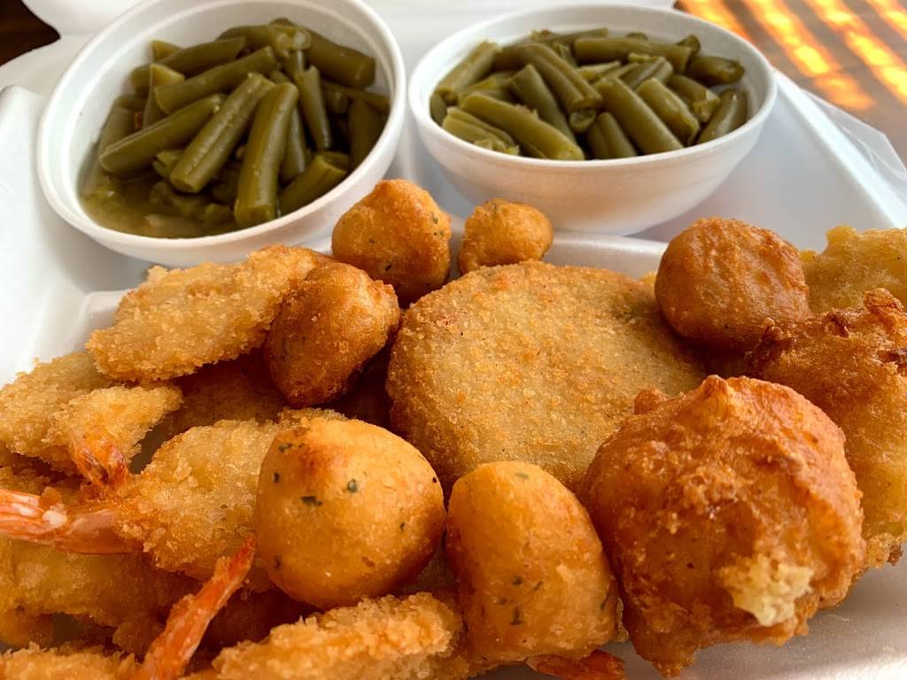 Captain Ds | restaurant | 2710 Woodward Ave, Muscle Shoals, AL 35661, USA | 2563816300 OR +1 256-381-6300