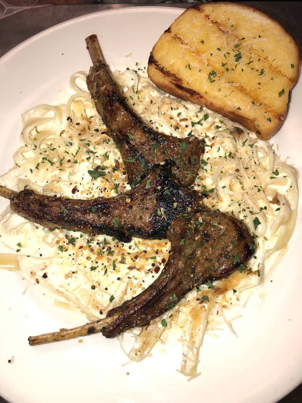 The Upgrade Food and Spirits | restaurant | 2640 W Laskey Rd, Toledo, OH 43613, USA | 4194743971 OR +1 419-474-3971