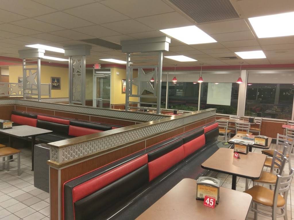 Hardees | restaurant | 401 S Broadway, Oak Grove, MO 64075, USA | 8166906692 OR +1 816-690-6692