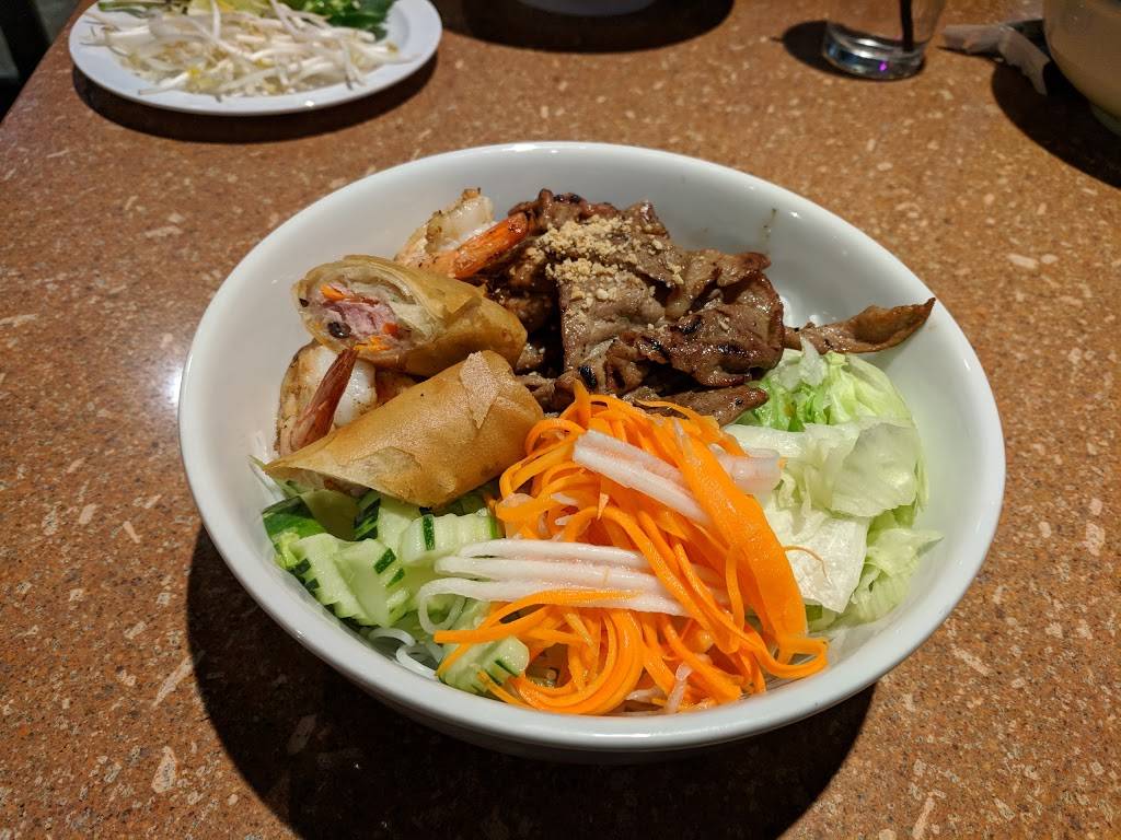 Pho Cafe | restaurant | 6040 NW Barry Rd, Kansas City, MO 64154, USA | 8162986307 OR +1 816-298-6307