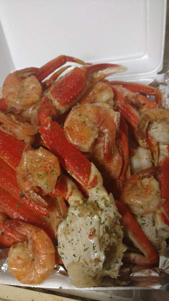 Vellas | restaurant | 607 Hudson St, Lake Providence, LA 71254, USA | 7692032233 OR +1 769-203-2233