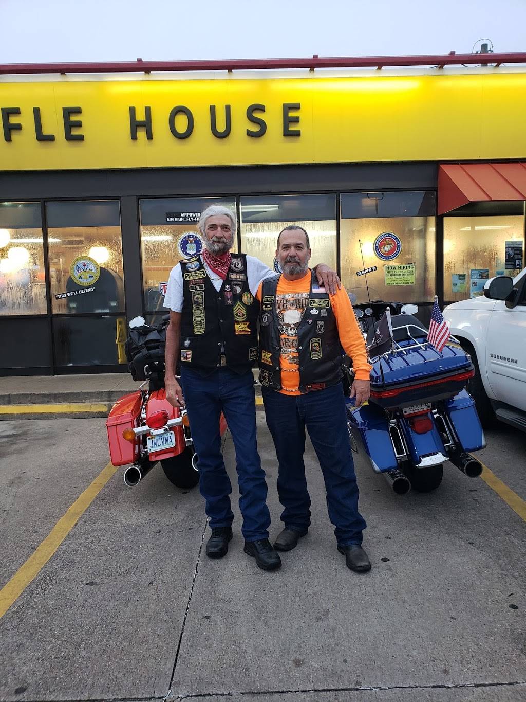 Waffle House | meal takeaway | 7995 E Texas St, Bossier City, LA 71111, USA | 3187474135 OR +1 318-747-4135