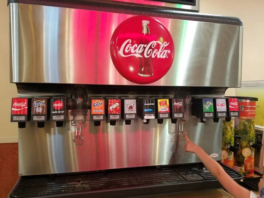 Roy Rogers | restaurant | 1506 Belle View Blvd, Alexandria, VA 22307, USA | 7036601264 OR +1 703-660-1264