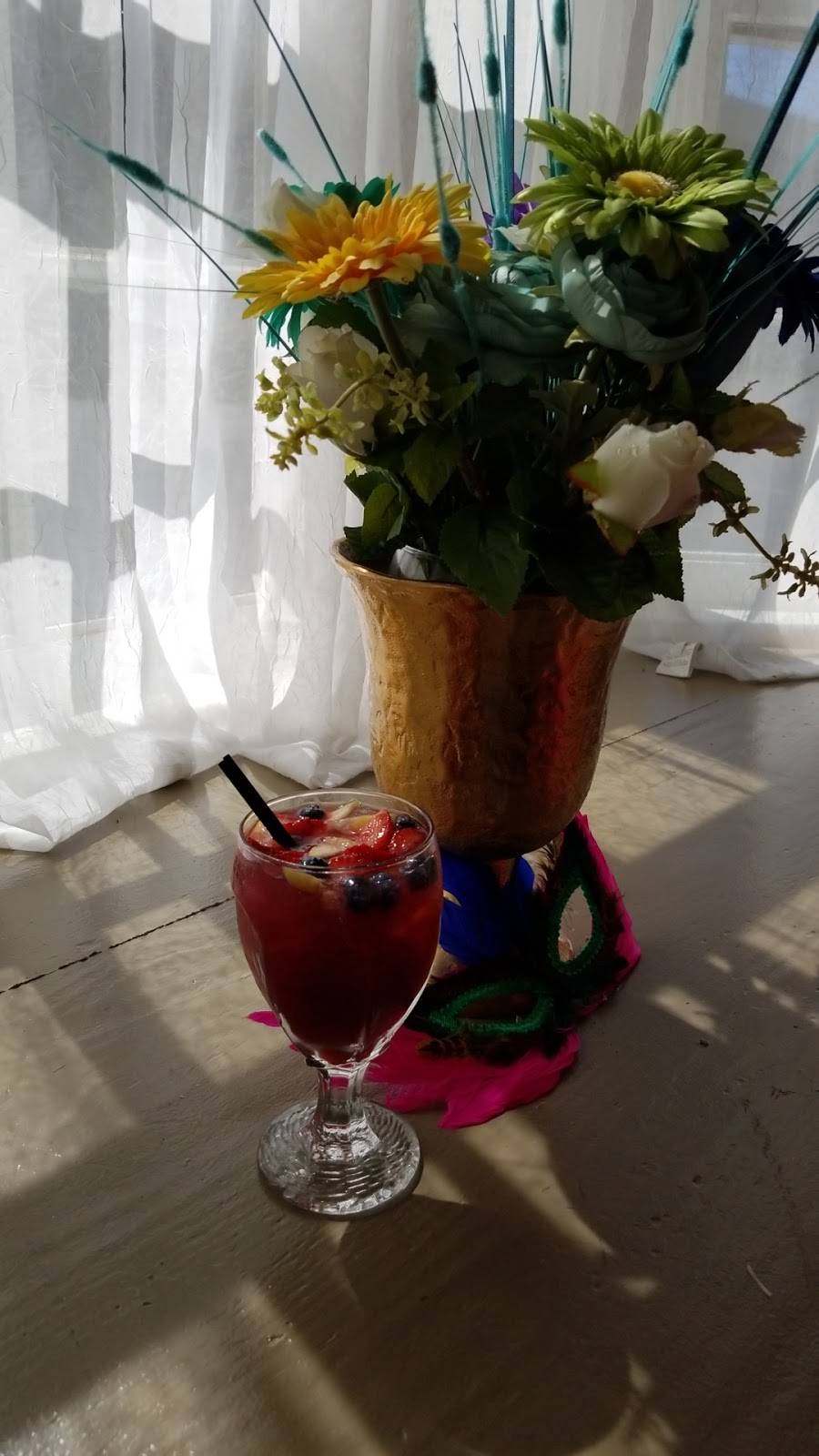 The Cozy Patio Bistro | restaurant | 3032 Richmond Rd, Williamsburg, VA 23185, USA | 7572291012 OR +1 757-229-1012