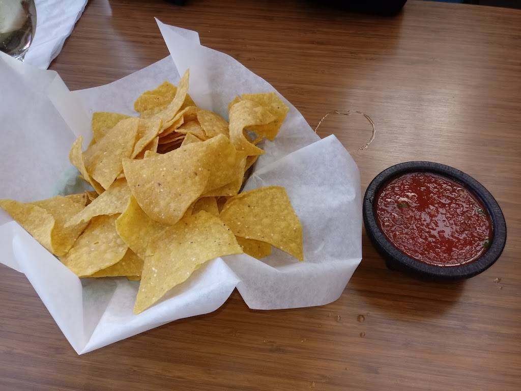 Chulas Restaurant and Cantina | restaurant | 610 E Broadway, Eugene, OR 97401, USA | 5412468665 OR +1 541-246-8665