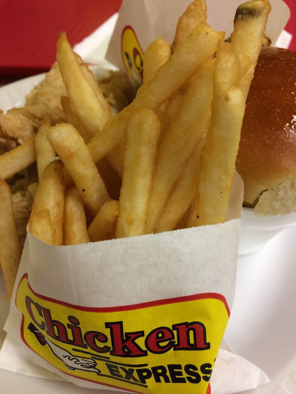 Chicken Express | restaurant | 13282 TX-29, Liberty Hill, TX 78642, USA | 5125486390 OR +1 512-548-6390