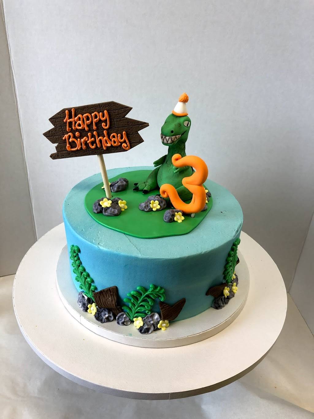 Cupcake Magician | bakery | 54 Monmouth St, Red Bank, NJ 07701, USA | 7325305700 OR +1 732-530-5700