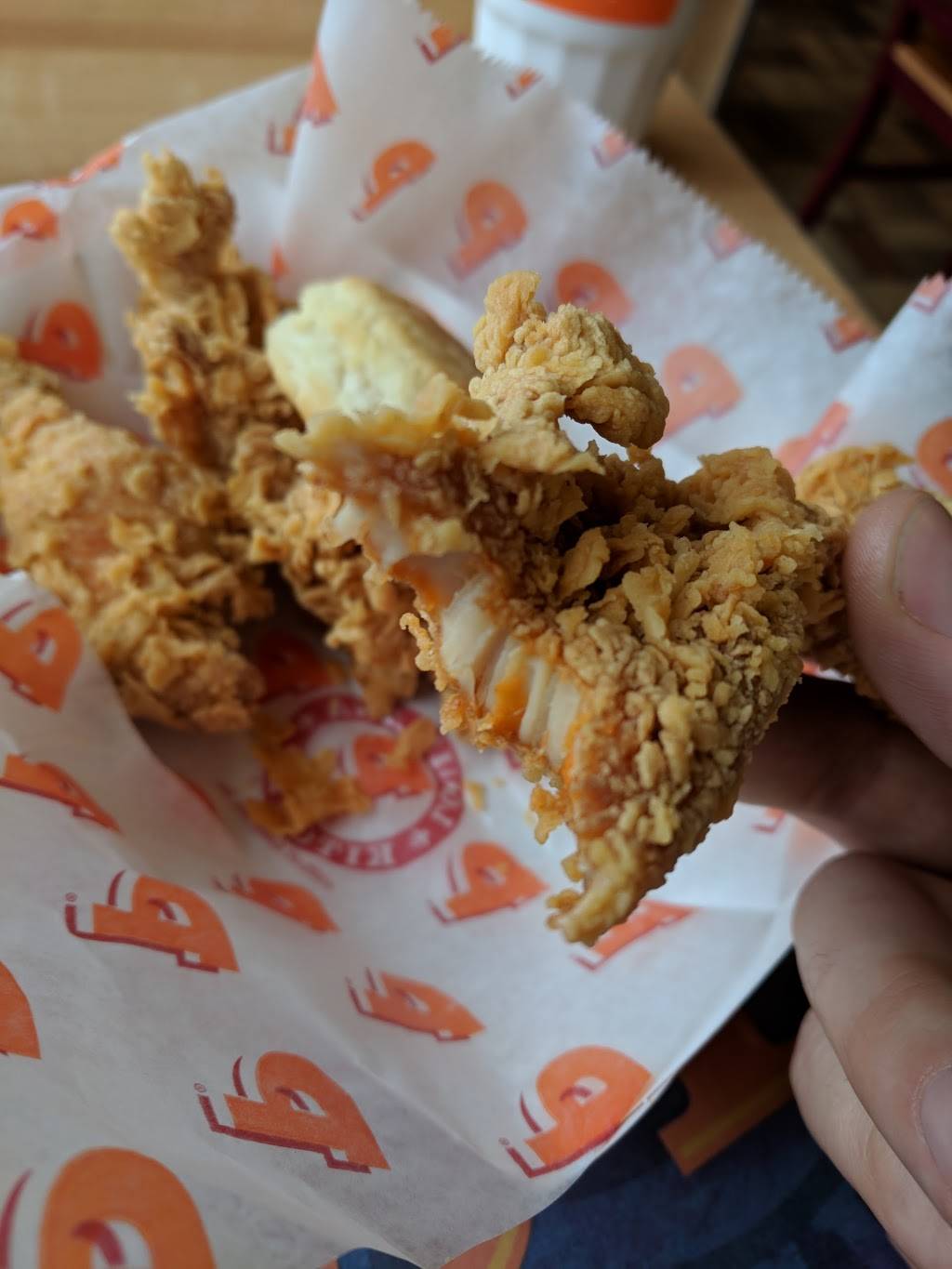 Popeyes Louisiana Kitchen | restaurant | 4309 Wisconsin Ave NW, Washington, DC 20016, USA | 2029666131 OR +1 202-966-6131