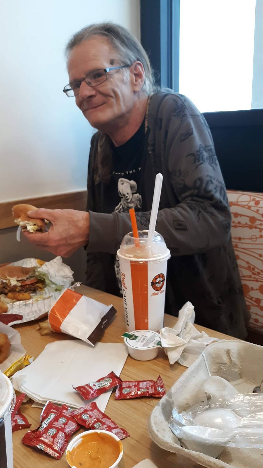 A&W | restaurant | 370 Ross St, Beaverton, MI 48612, USA | 9894356263 OR +1 989-435-6263