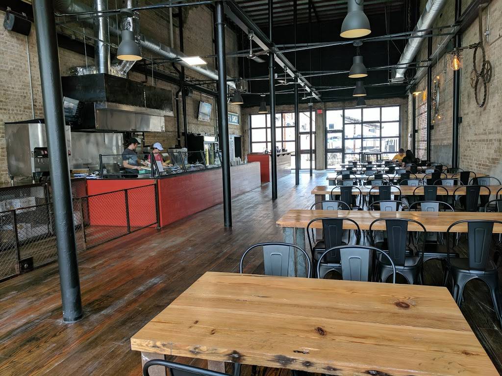 WAREHOUSE | restaurant | 108 S Austin St, Seguin, TX 78155, USA | 8304334666 OR +1 830-433-4666